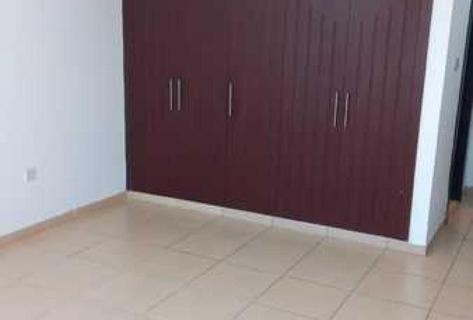 81964889 - Property Image 3