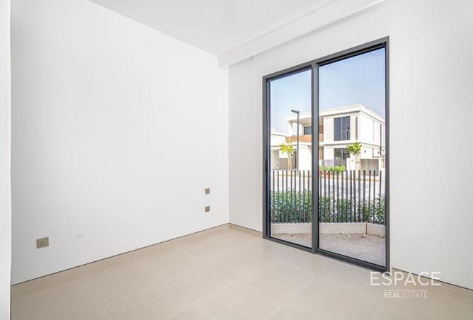 113702913 - Property Image 2