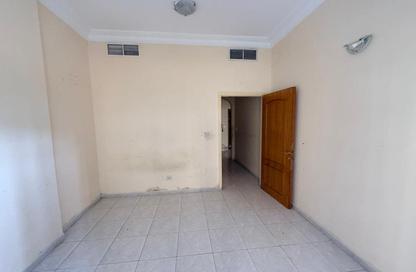 Apartment - 1 Bedroom - 2 Bathrooms for rent in Qasimia 10 building - Al Mahatta - Al Qasimia - Sharjah
