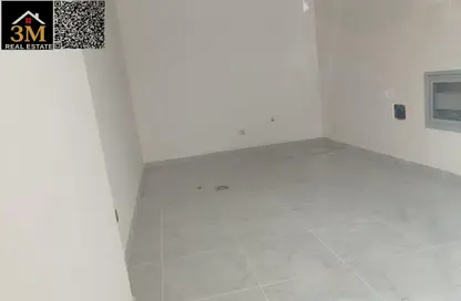 Shop - Studio for rent in Al Jurf 3 - Al Jurf - Ajman Downtown - Ajman