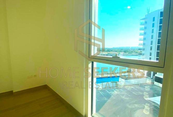 Affordable Vacant 1BR | Best Price | Canal View — photo 3