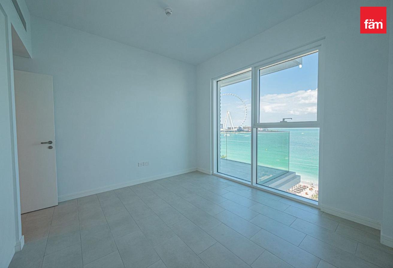 Stunning View | Mid Floor | Private Beach photo 2