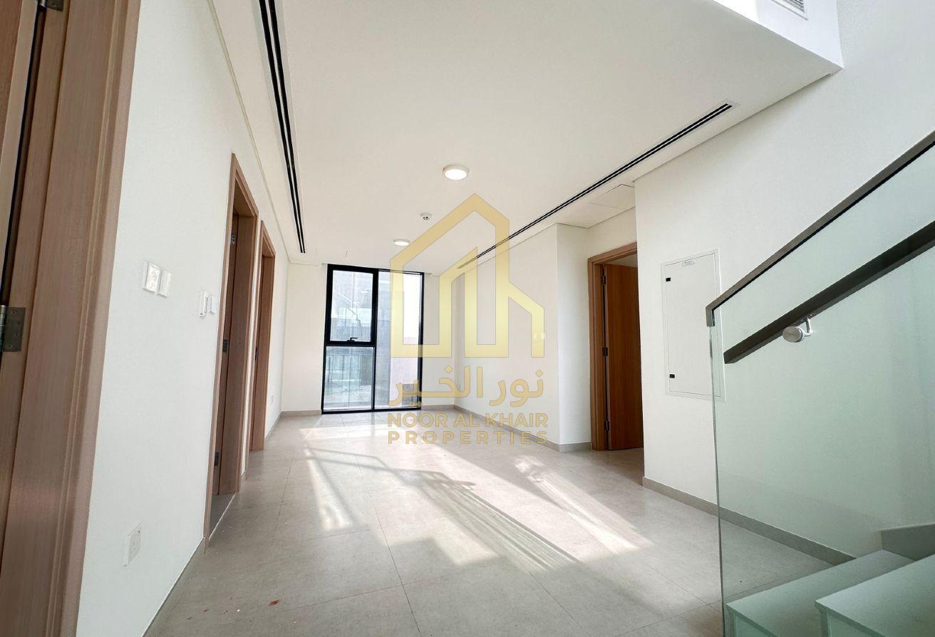 Caya 4BR Villa | Brand New | Private Garden photo 5