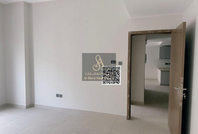 101693950 - Property Image 2