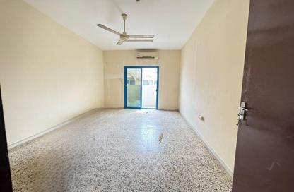 Apartment - 2 Bedrooms - 2 Bathrooms for rent in Al Dhahri Building - Al Shuwaiheen - Sharjah