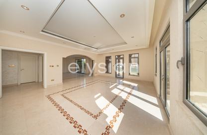 Villa - 5 - 6 for rent in Garden Homes Frond A - Garden Homes - Palm Jumeirah - Dubai