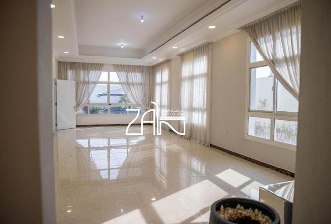 16223944 - Property Image 2