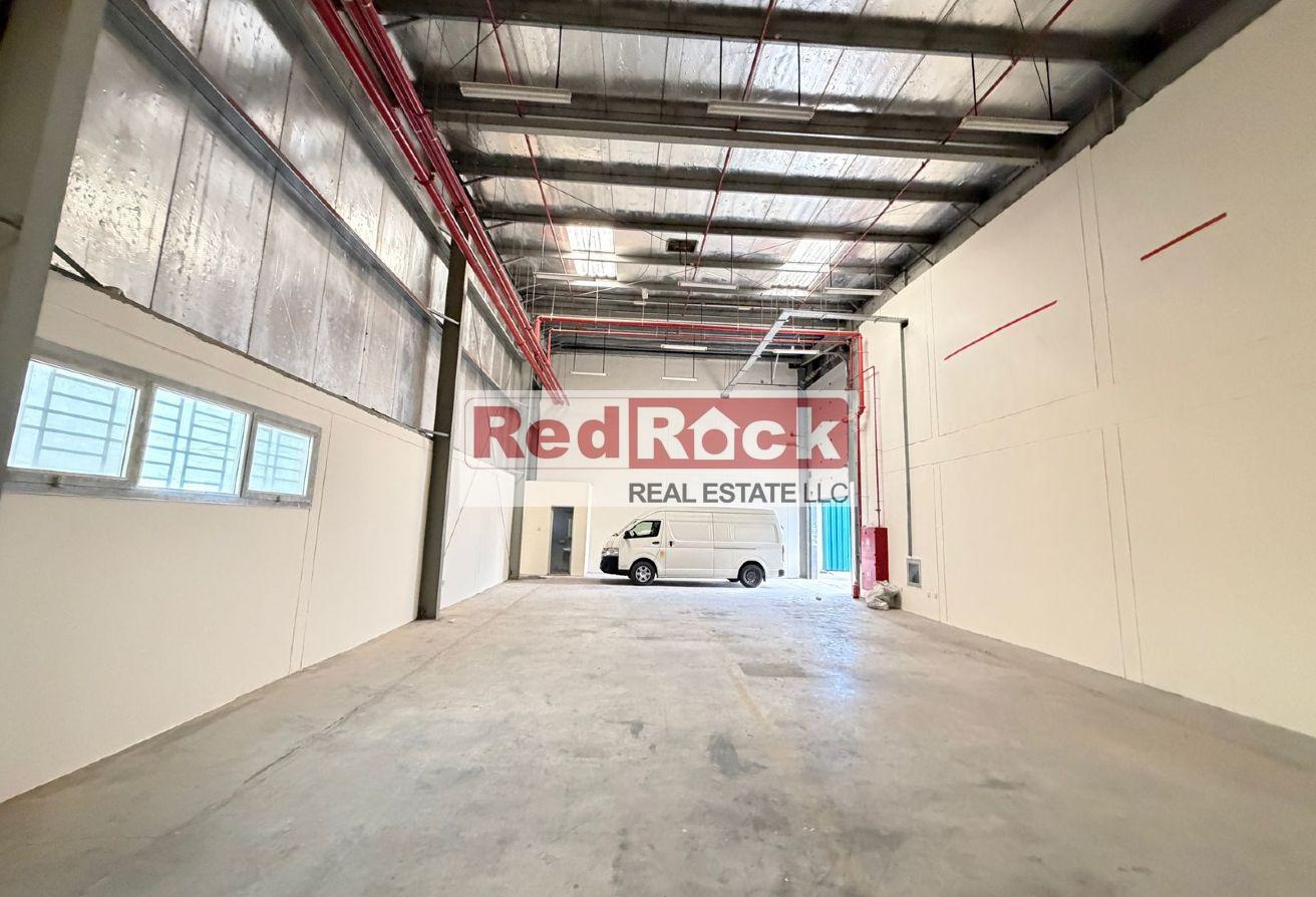 2000 Sqft Warehouse for Rent in Industrial Area 18