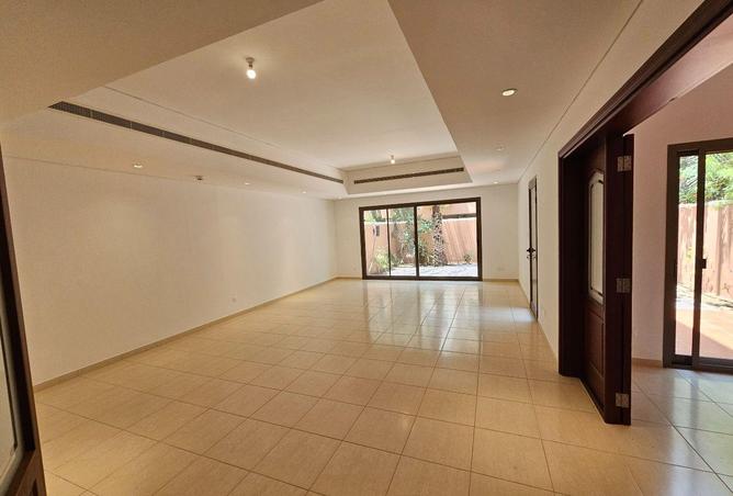 53173073 - Property Image 2