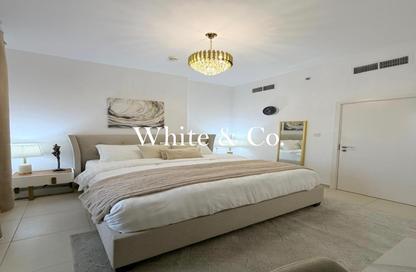Apartment - 2 Bedrooms - 3 Bathrooms for sale in Zahra Breeze Apartments 3B - Zahra Breeze Apartments 3 - Zahra Breeze Apartments - Town Square - Dubai