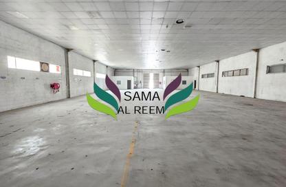Warehouse - Studio - 2 Bathrooms for rent in Ras Al Khor Complex - Ras Al Khor - Dubai