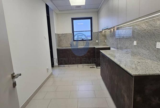 104679210 - Property Image 3