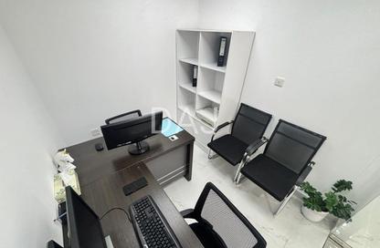 Office Space - Studio - 1 Bathroom for rent in Reem Residency - Al Karama - Dubai