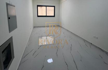 Apartment - Studio - 1 Bathroom for rent in Al Karama - Dubai Apartment - Studio - 1 Bathroom for rent in Al Karama - Dubai