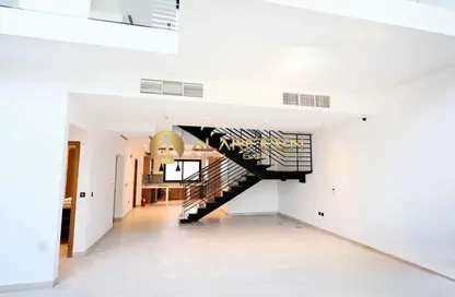 Villa - 4 Bedrooms - 6 Bathrooms for rent in Hyati Avenue - District 14 - Jumeirah Village Circle - Dubai