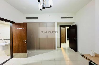 Apartment - 1 Bedroom - 2 Bathrooms for rent in Nad Al Hamar Tower - Nadd Al Hammar - Dubai