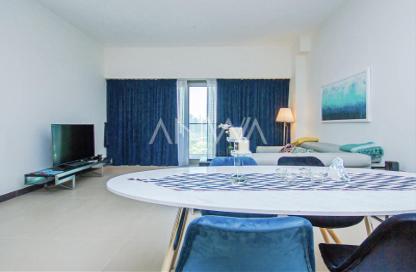 Apartment - 2 Bedrooms - 3 Bathrooms for rent in The Onyx Tower 2 - The Onyx Towers - Greens - Dubai