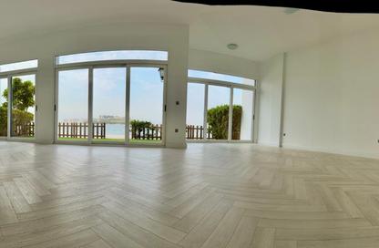 Villa - 5 Bedrooms - 6 Bathrooms for rent in Palma Residences - Palm Jumeirah - Dubai