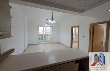 Apartment - 1 Bedroom - 2 Bathrooms for rent in Geepas Park View 1 - Queue Point - Liwan - Dubai Apartment - 1 Bedroom - 2 Bathrooms for rent in Geepas Park View 1 - Queue Point - Liwan - Dubai