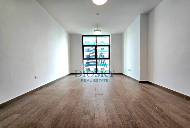 106422512 - Property Image 2
