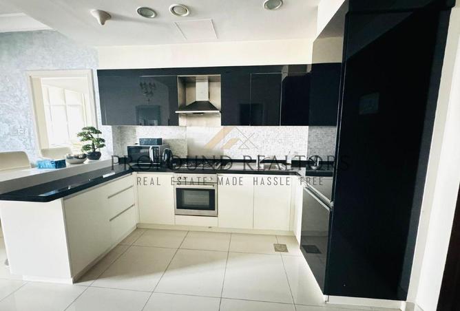 81940300 - Property Image 2