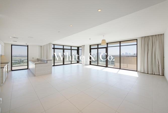 بنتهاوس بانورامي | حديث | شرفة كبيرة