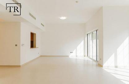 Villa - 4 Bedrooms - 5 Bathrooms for rent in Nad Al Sheba Villas - Nad Al Sheba 3 - Nad Al Sheba - Dubai