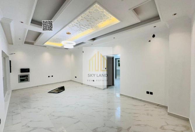 73112119 - Property Image 3