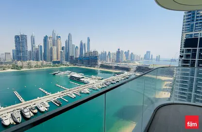 Apartment - 2 Bedrooms - 2 Bathrooms for rent in Palace Beach Residence Tower 1 - Palace Beach Residence - Emaar Beachfront - Dubai Harbour - Dubai