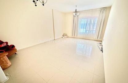 Apartment - 1 - 2 for rent in New Al Taawun Road - Al Taawun - Sharjah Apartment - 1 - 2 for rent in New Al Taawun Road - Al Taawun - Sharjah