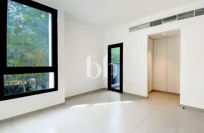 تاون هاوس - 2 غرف نوم - 3 حمامات للايجار في سراب 2 - الجادة - الشارقة