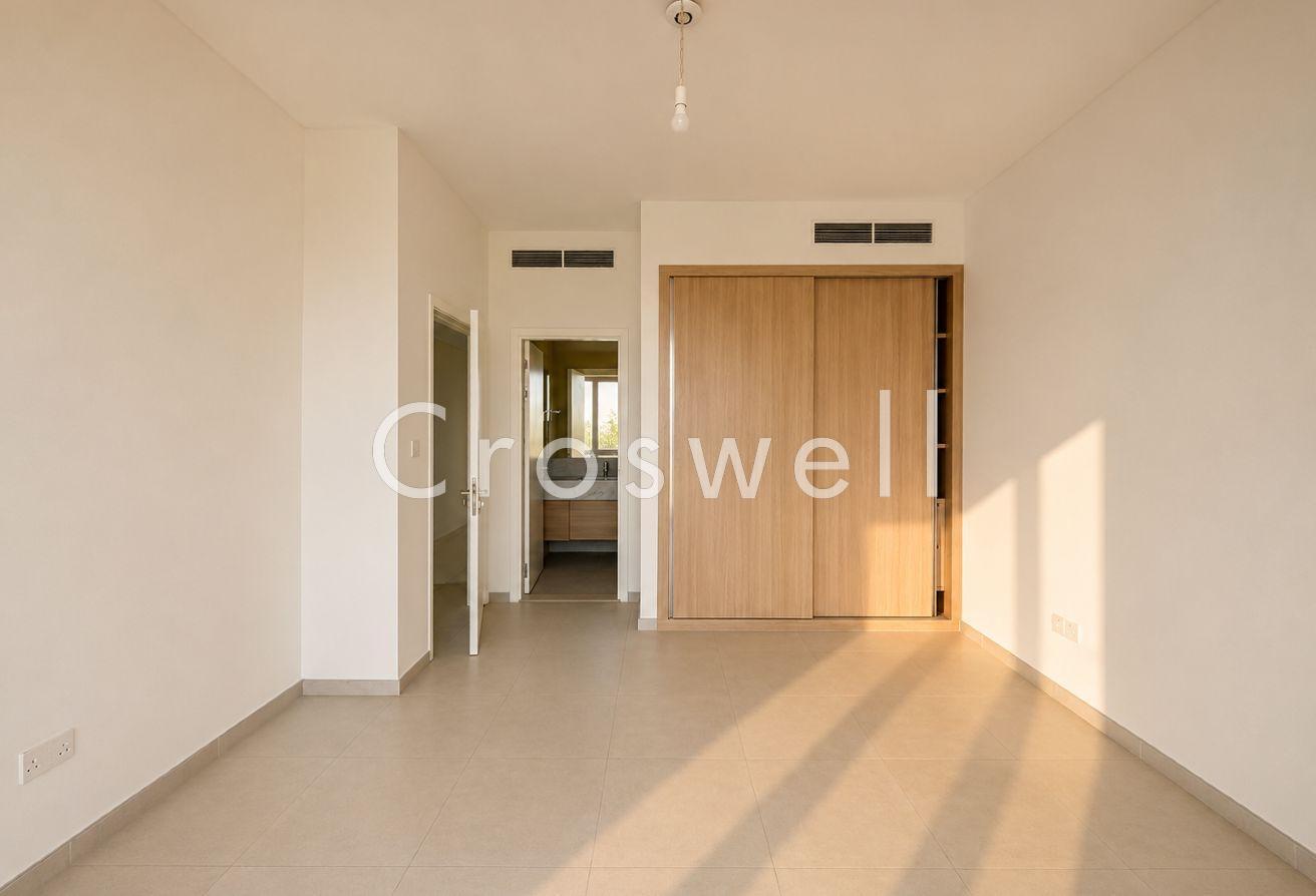 Corner Unit | Direct Park Access | 5BR Villa photo 6