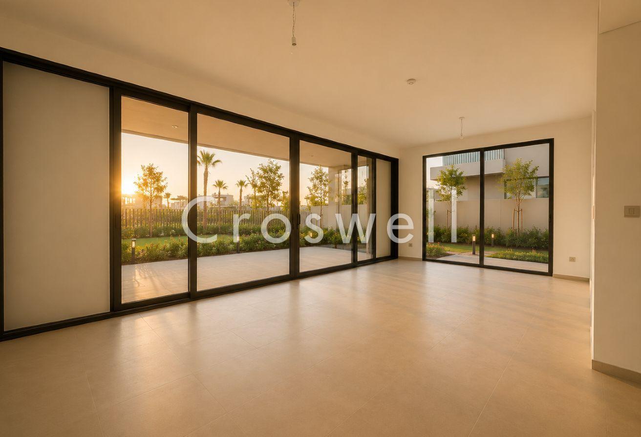 Corner Unit | Direct Park Access | 5BR Villa photo 3