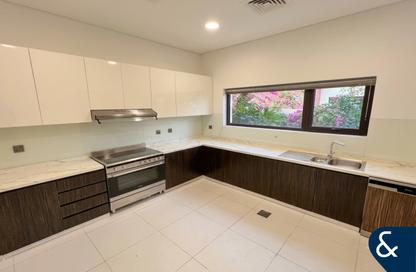 Villa - 5 Bedrooms - 6 Bathrooms for rent in The Turf - Damac Hills - Dubai