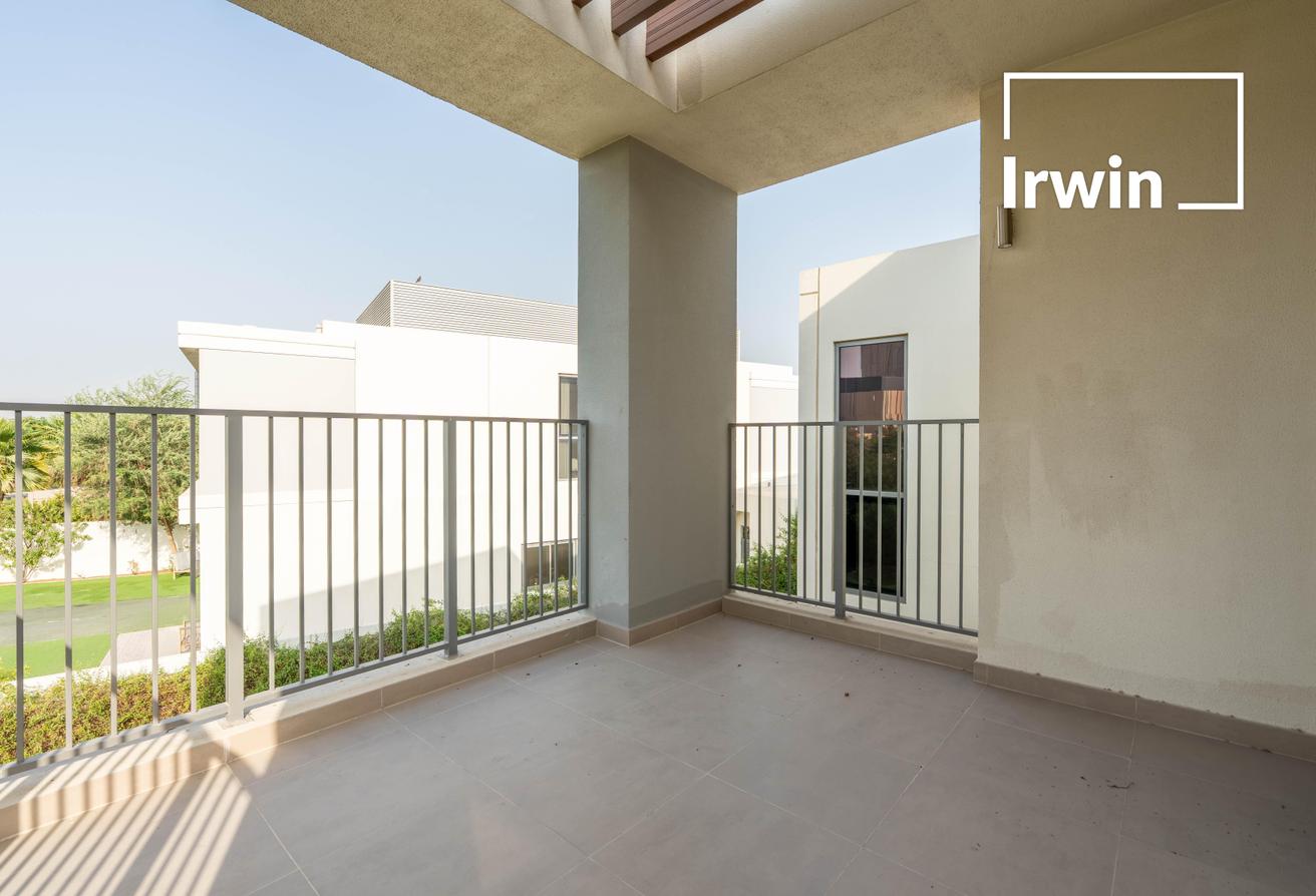 Vacant | Unfurnished | Largest Plot photo 28