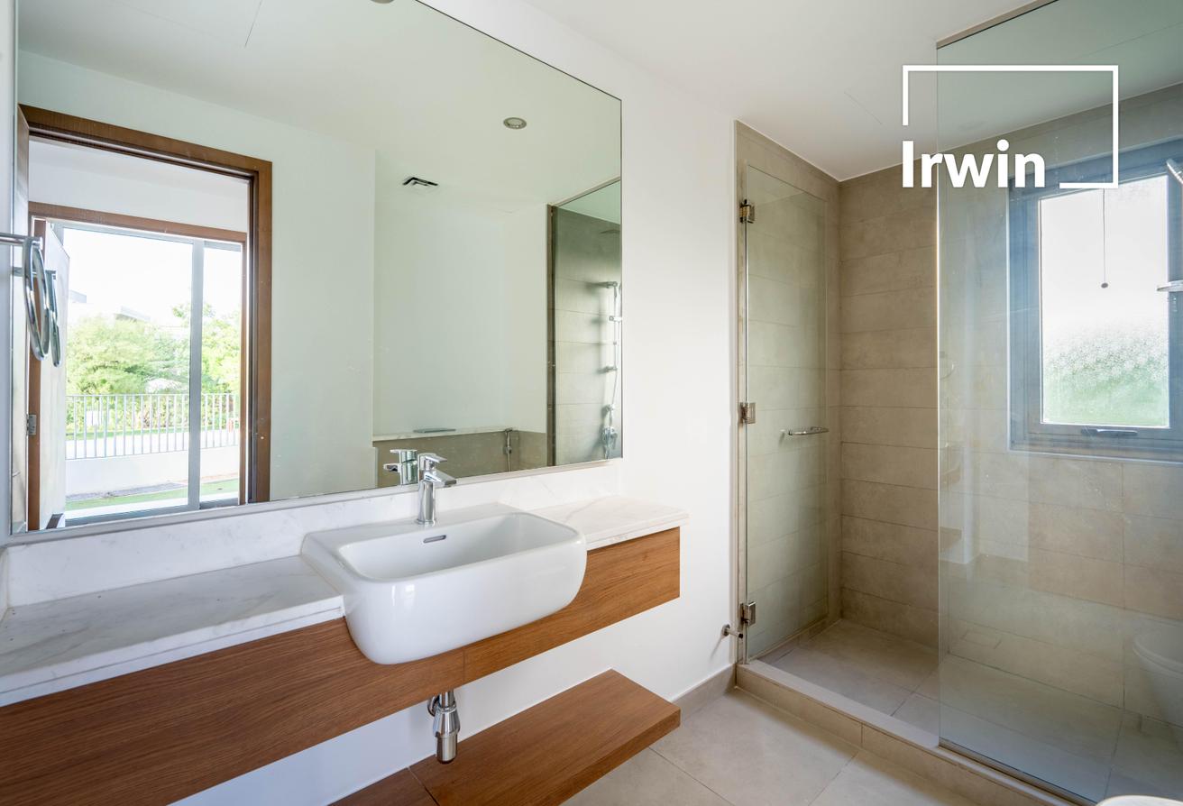 Vacant | Unfurnished | Largest Plot photo 10