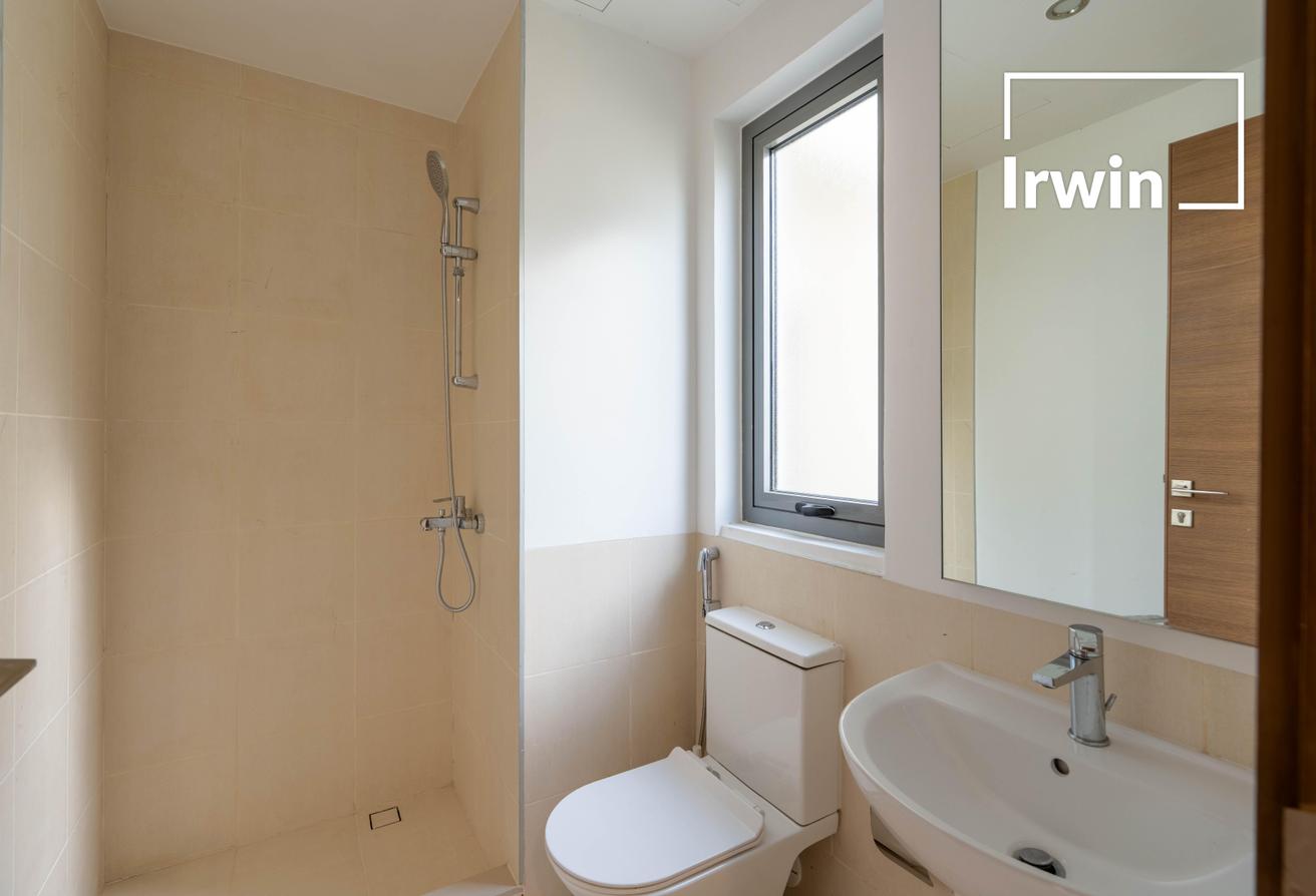 Vacant | Unfurnished | Largest Plot photo 29