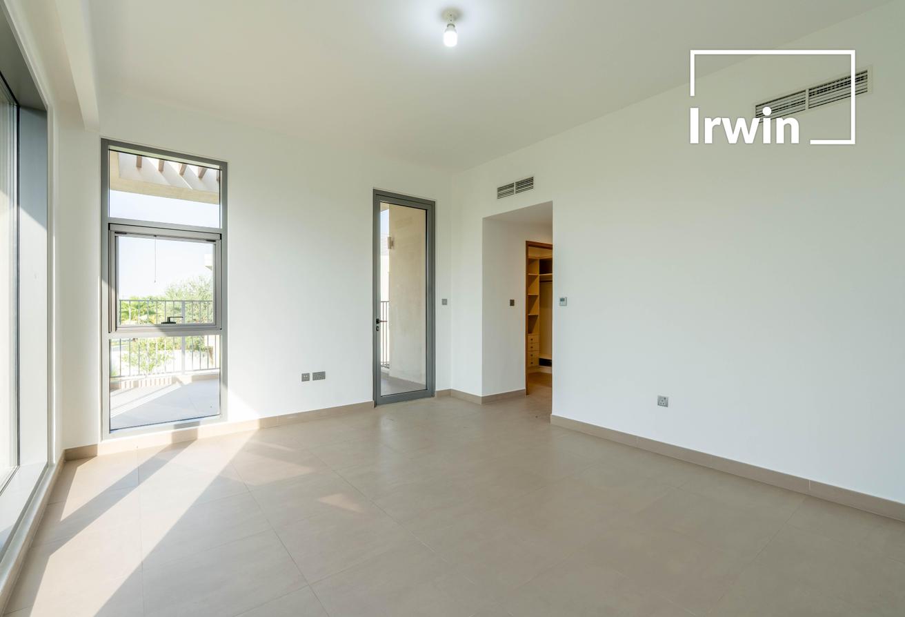 Vacant | Unfurnished | Largest Plot photo 27