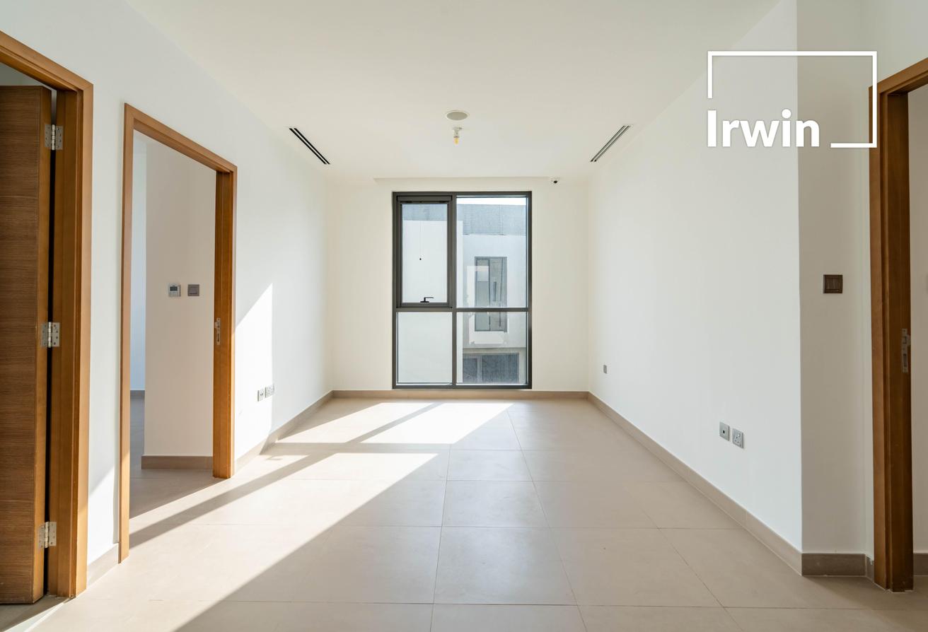 Vacant | Unfurnished | Largest Plot photo 11
