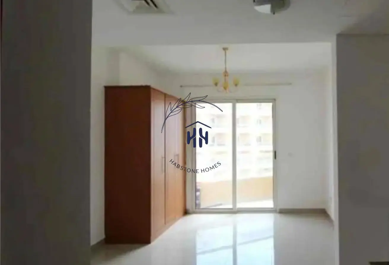 84879456 - Property Main Image