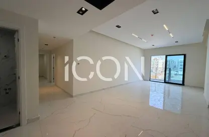 Apartment - 2 Bedrooms - 3 Bathrooms for rent in International City Phase 2 (Al Warsan 4) - Dubai Apartment - 2 Bedrooms - 3 Bathrooms for rent in International City Phase 2 (Al Warsan 4) - Dubai