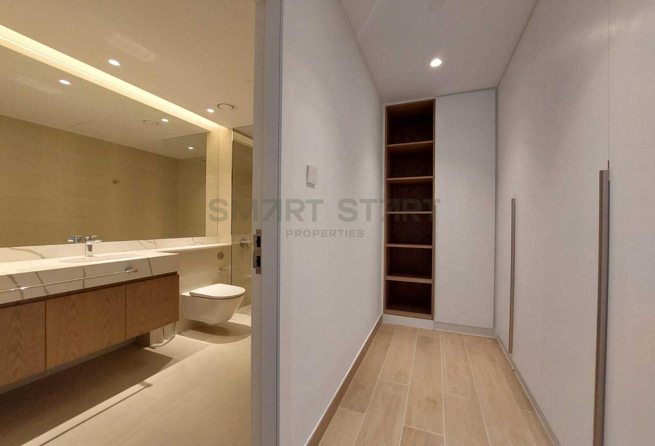 Sea View / Unfurnished / Perfect Location photo 9