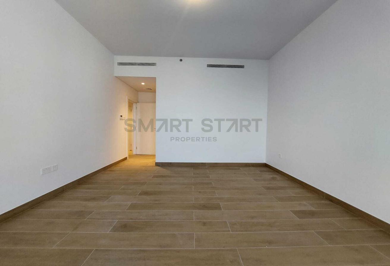 Sea View / Unfurnished / Perfect Location photo 6