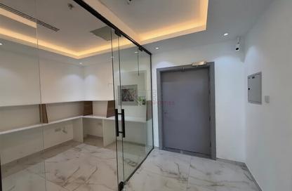 Office Space - Studio - 1 for rent in Tamani Art Tower - Business Bay - Dubai