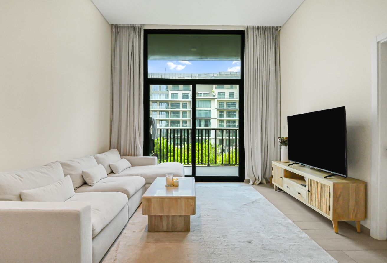 1 BEDROOM | DOUBLE HEIGHT CEILING |  PARK VIEW