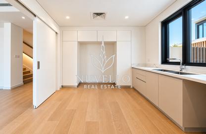 Townhouse - 4 - 5 for sale in Jebel Ali Village Townhouses - Jebel Ali Village - Jebel Ali - Dubai