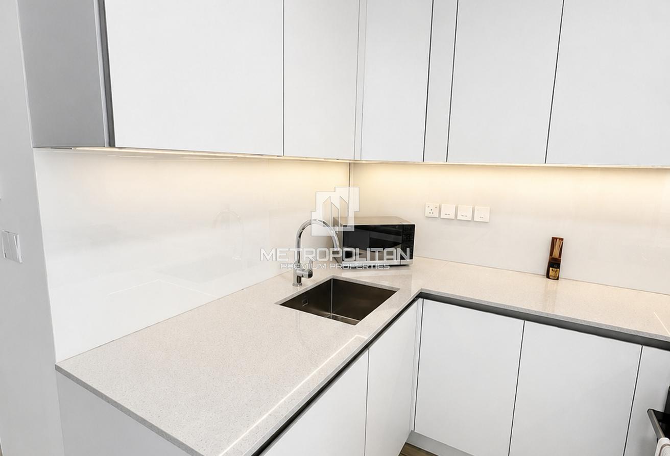 Great Maintenance | Furnished | Spacious Layout photo 6