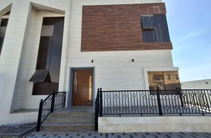 Villa - 4 Bedrooms - 6 Bathrooms for rent in Hoshi - Al Badie - Sharjah