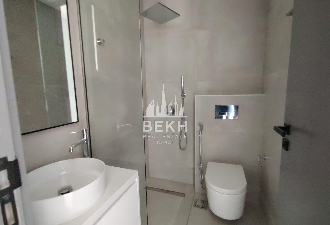 Contemporary 4BR | Premium Finishes | Private Pool photo 20