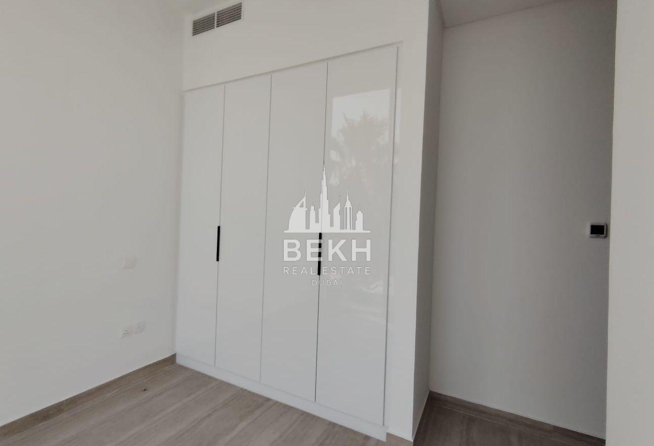 Contemporary 4BR | Premium Finishes | Private Pool photo 24